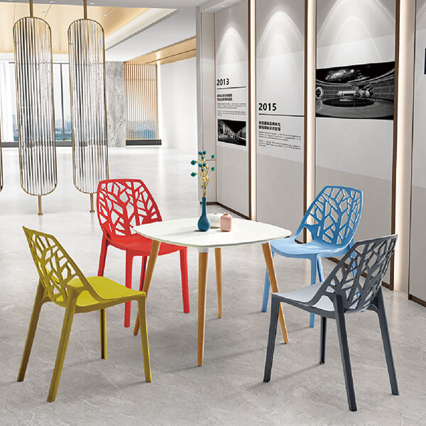 855C Dining Chairs Scene